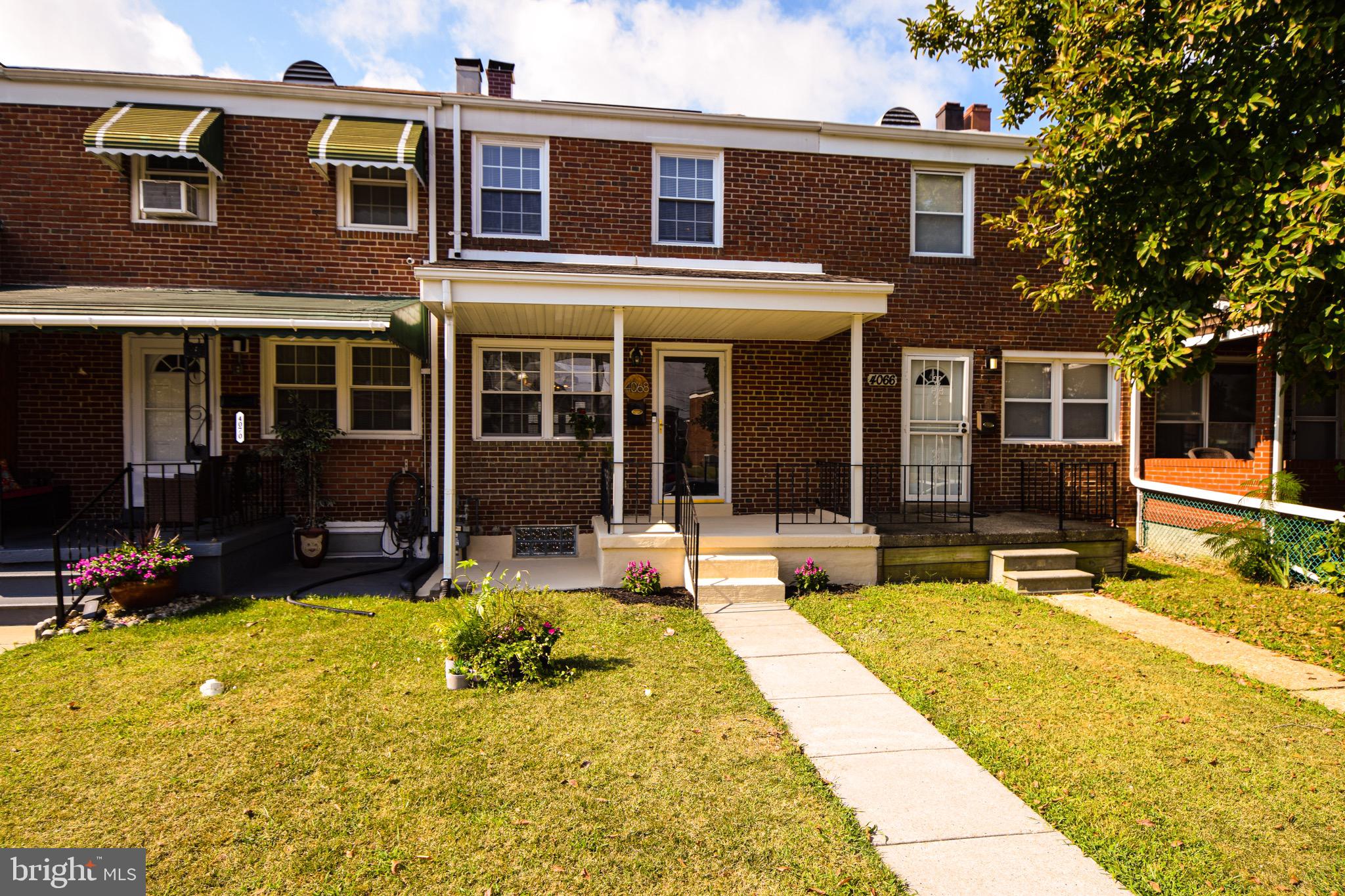 NORTH POINT VILLAGE - Residential