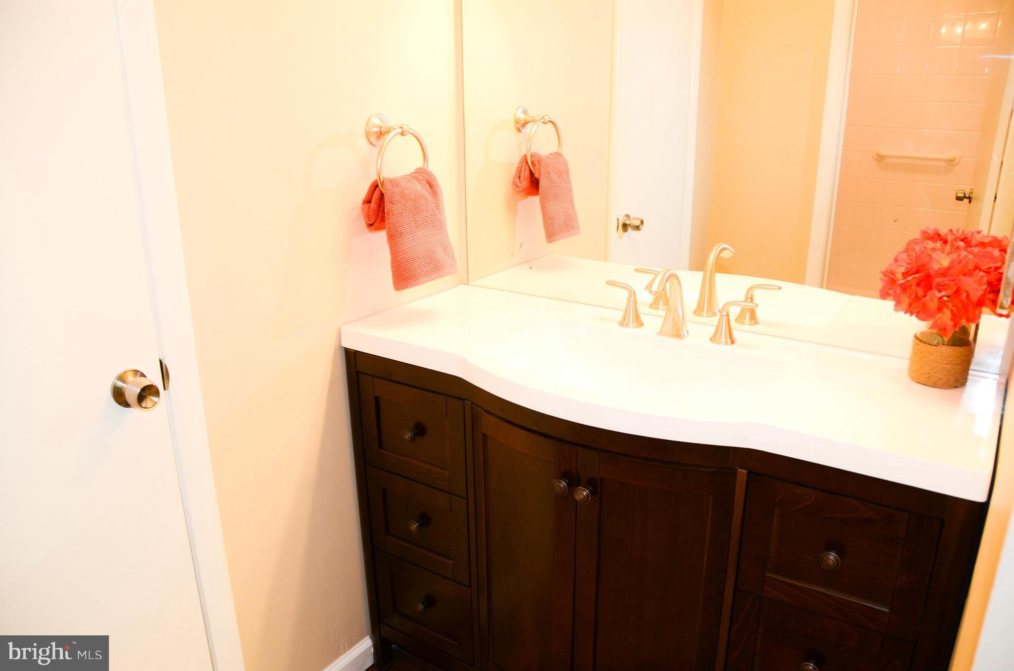 THE COVE - Residential