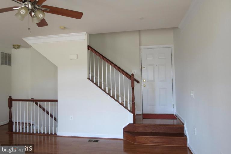 13669 VENTURI LANE