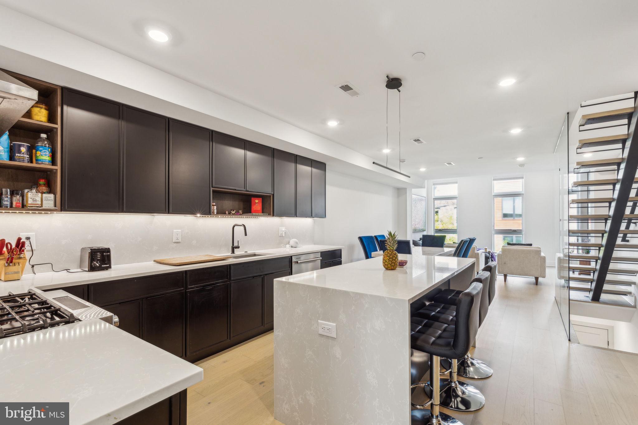 GRADUATE HOSPITAL - Residential Lease