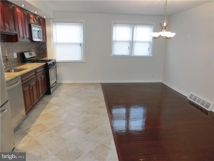 PHILADELPHIA (SOUTHWEST) - Residential