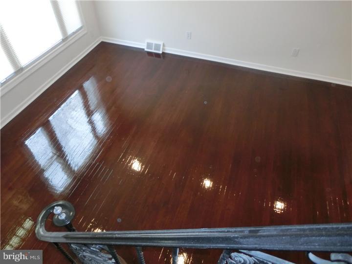 PHILADELPHIA (SOUTHWEST) - Residential
