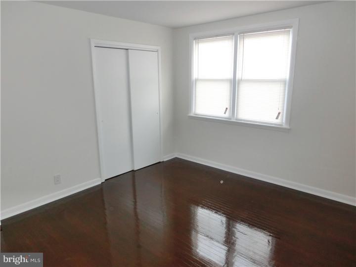 PHILADELPHIA (SOUTHWEST) - Residential