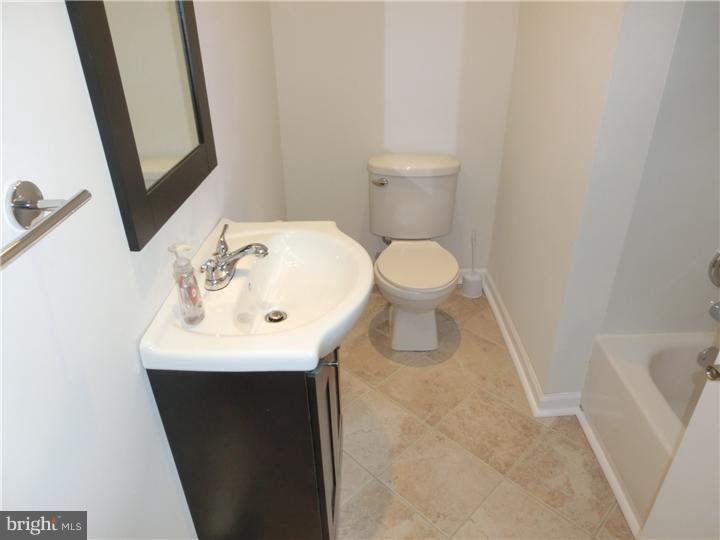 PHILADELPHIA (SOUTHWEST) - Residential