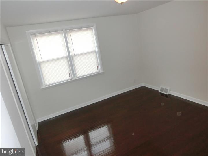 PHILADELPHIA (SOUTHWEST) - Residential