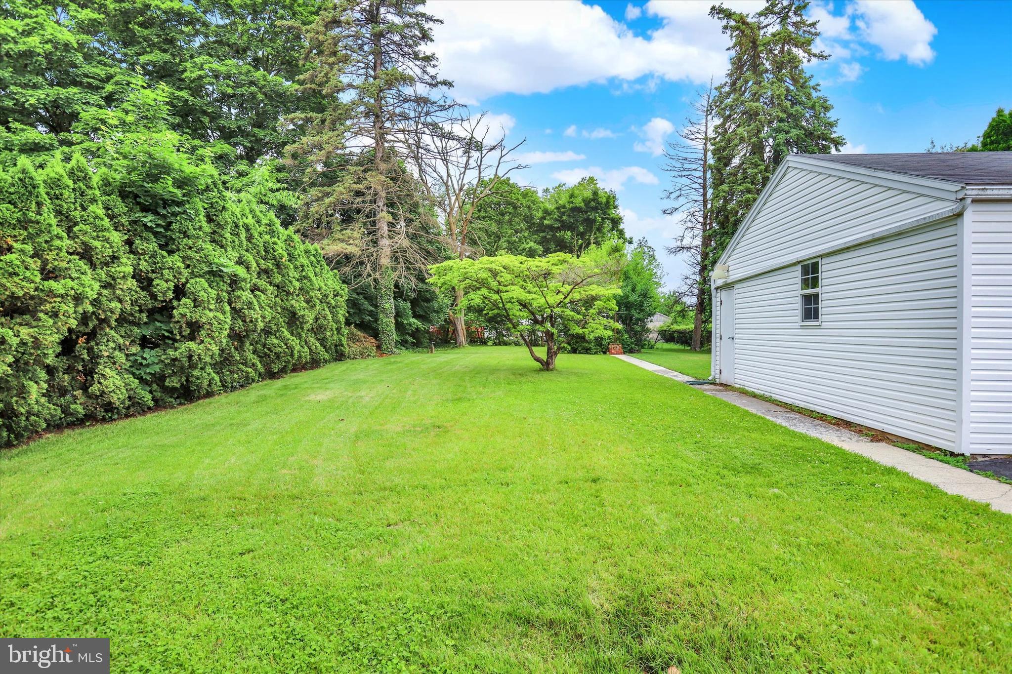 COLDBROOK MEADOWS - Residential
