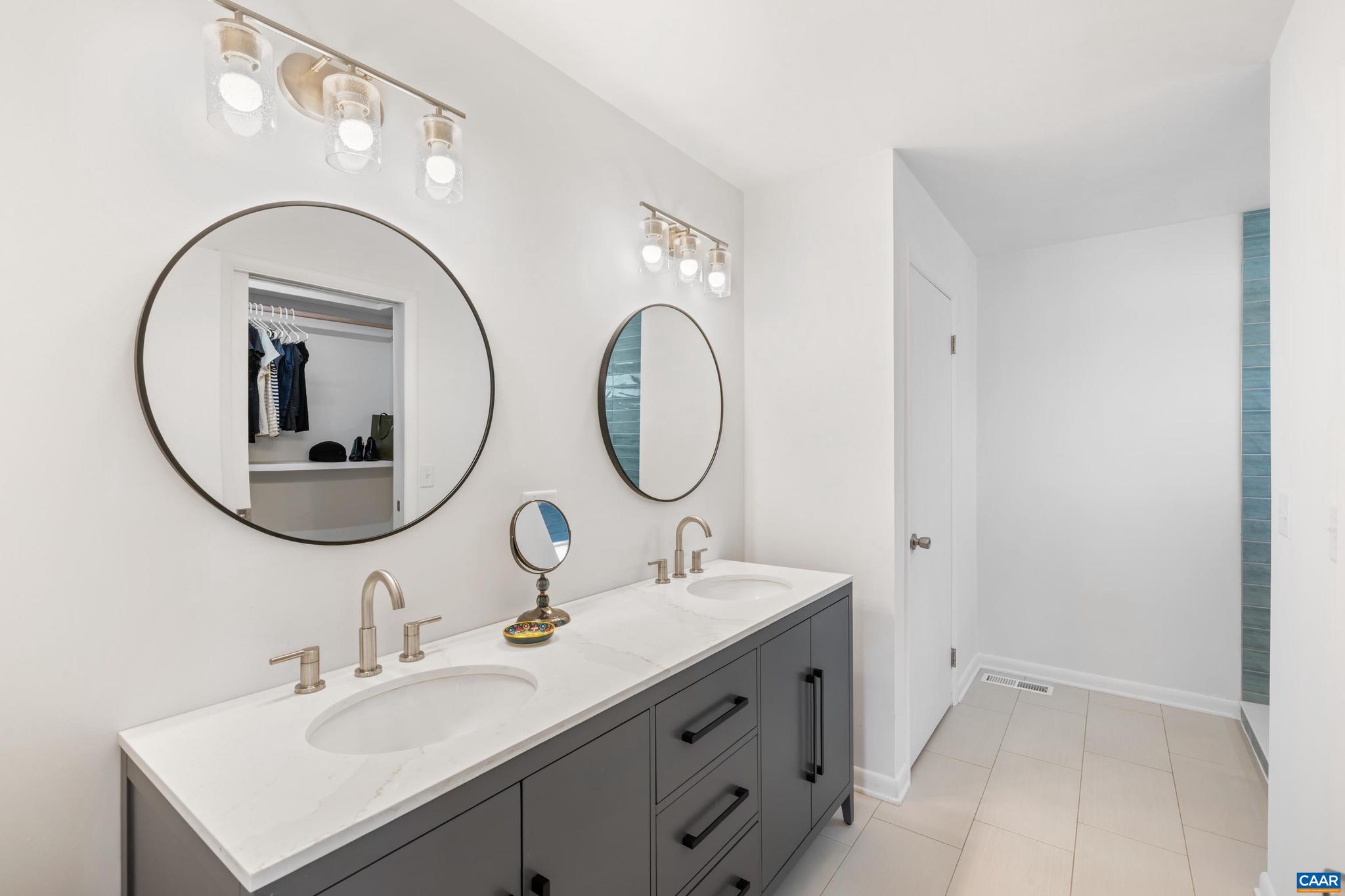 MONDOMAINE - Residential