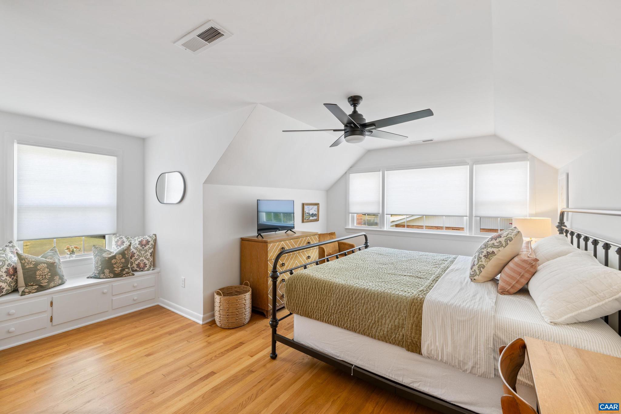 MONDOMAINE - Residential