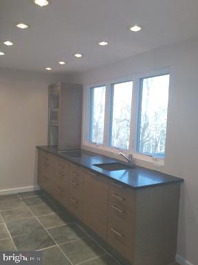 120 FLEETWOOD TERRACE