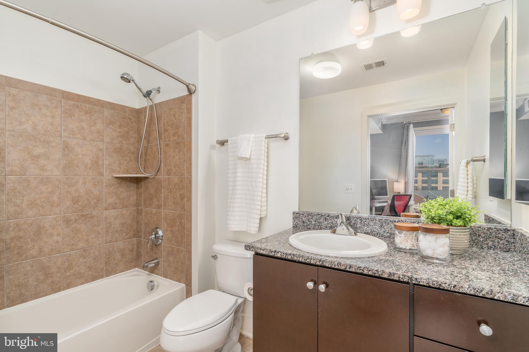 OLD TOWN COMMONS - Residential