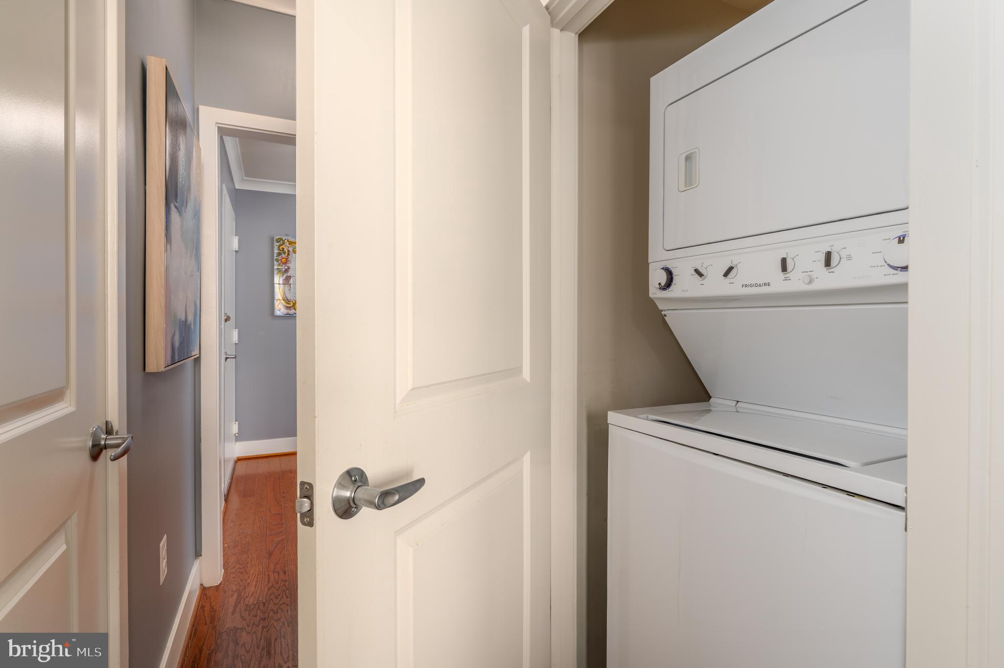 OLD TOWN COMMONS - Residential