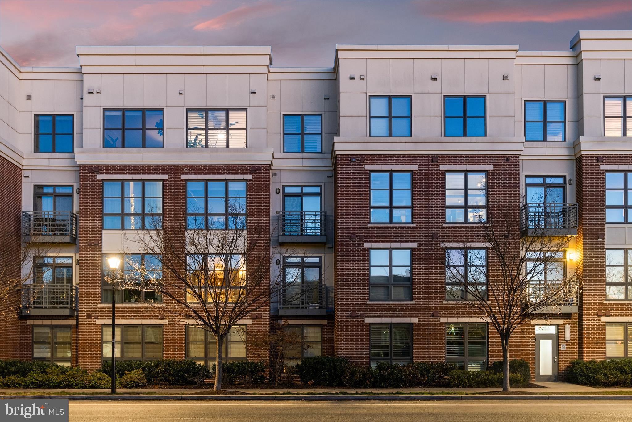 OLD TOWN COMMONS - Residential