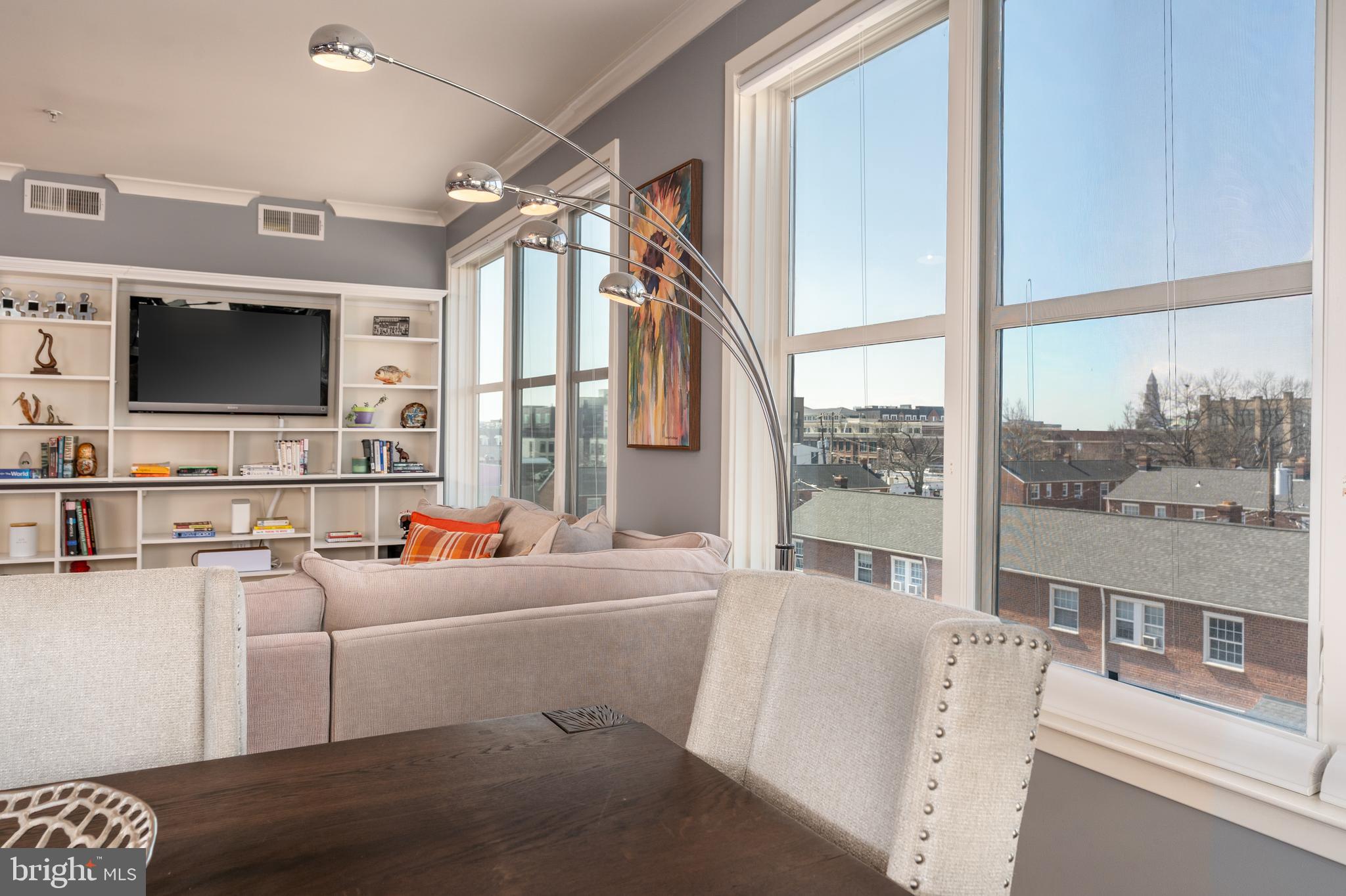 OLD TOWN COMMONS - Residential