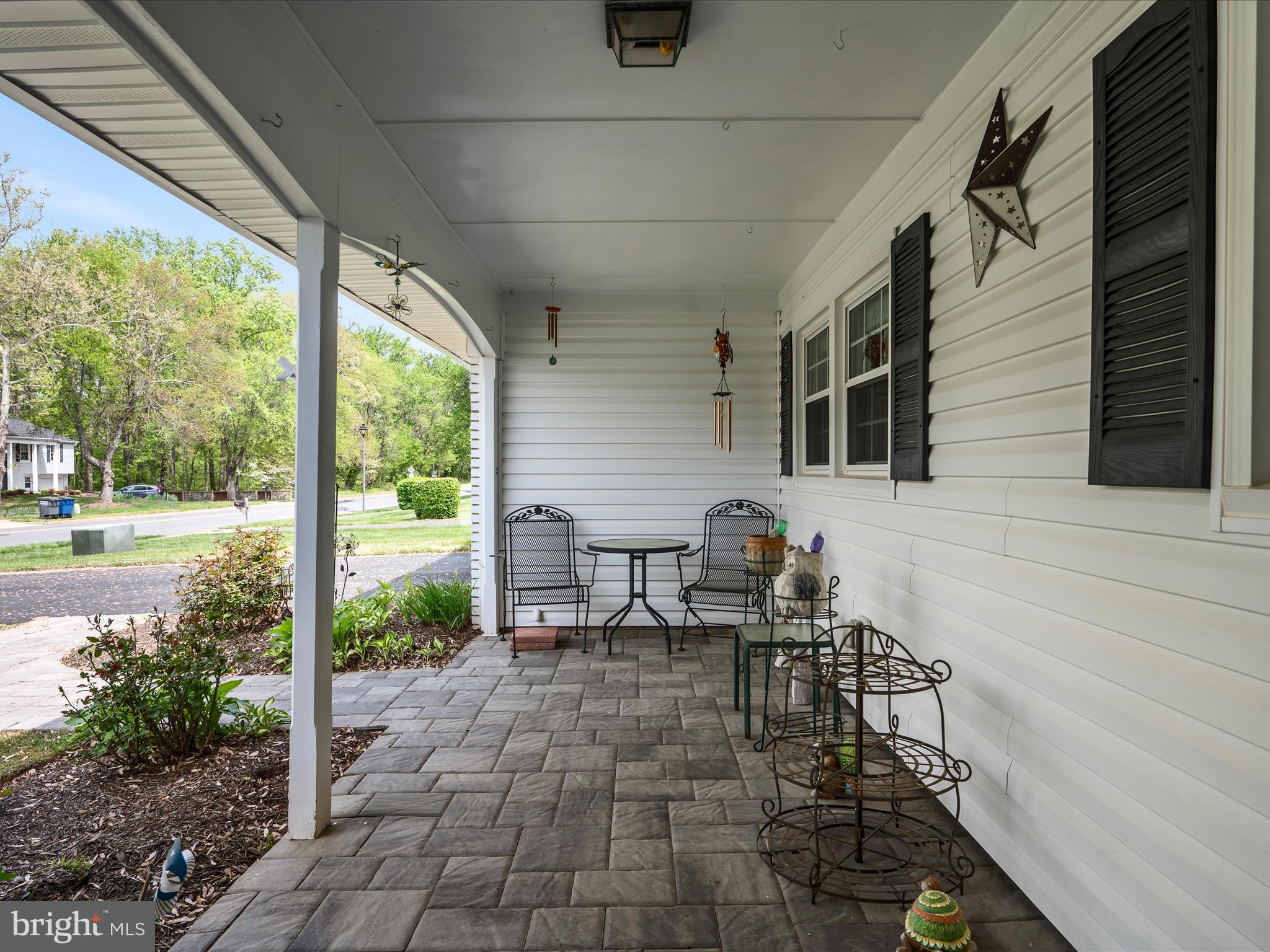 13107 MELVILLE LANE