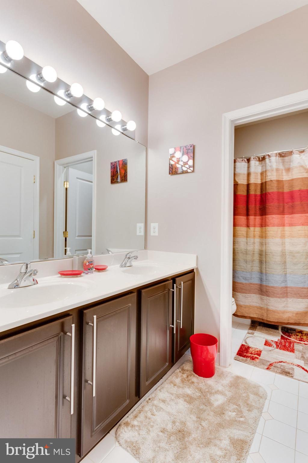 PEMBROOKE - Residential