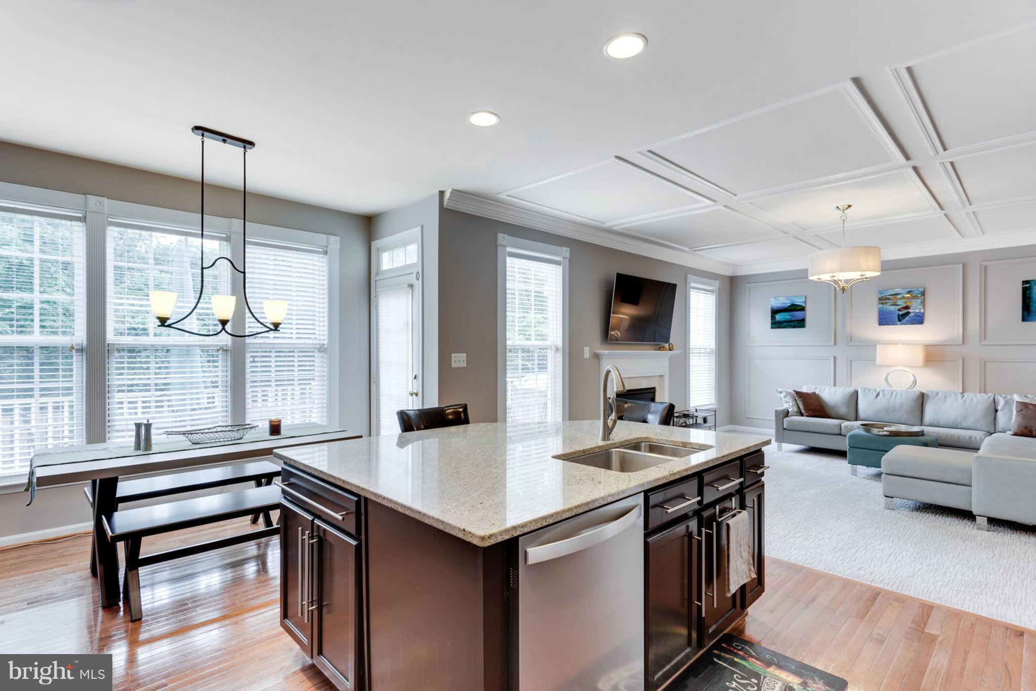 PEMBROOKE - Residential