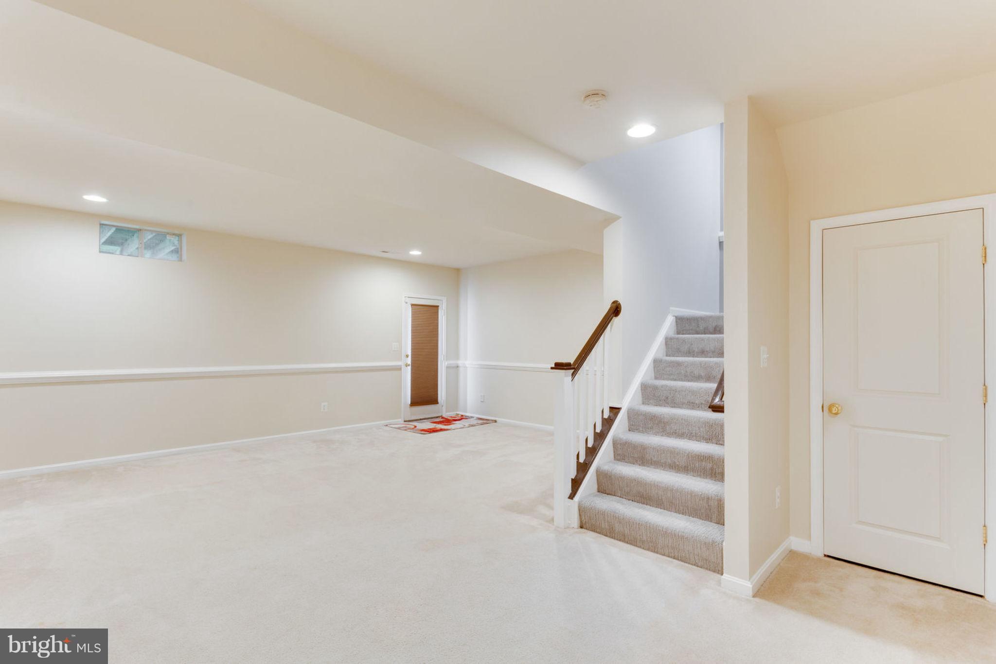 PEMBROOKE - Residential