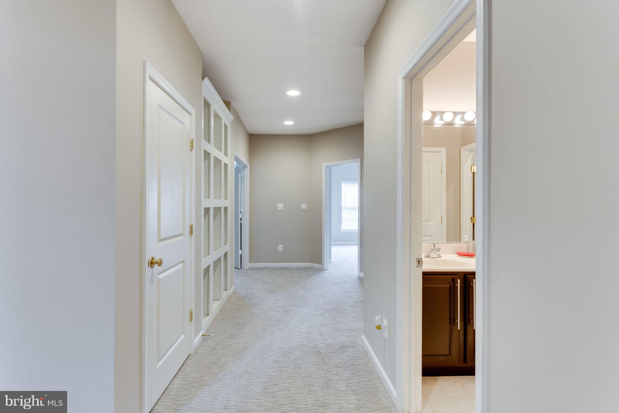 PEMBROOKE - Residential