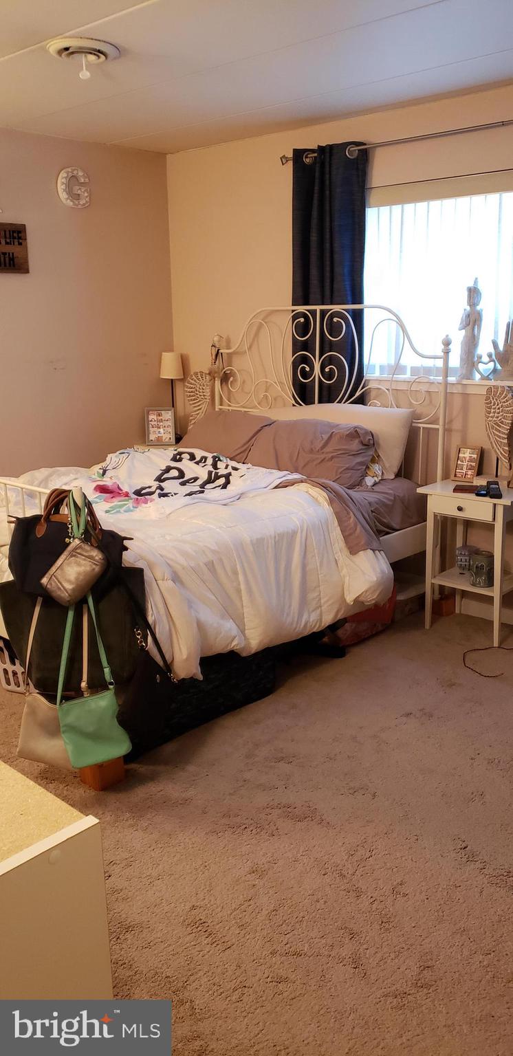 HUNTINGTON CLUB - Residential Lease