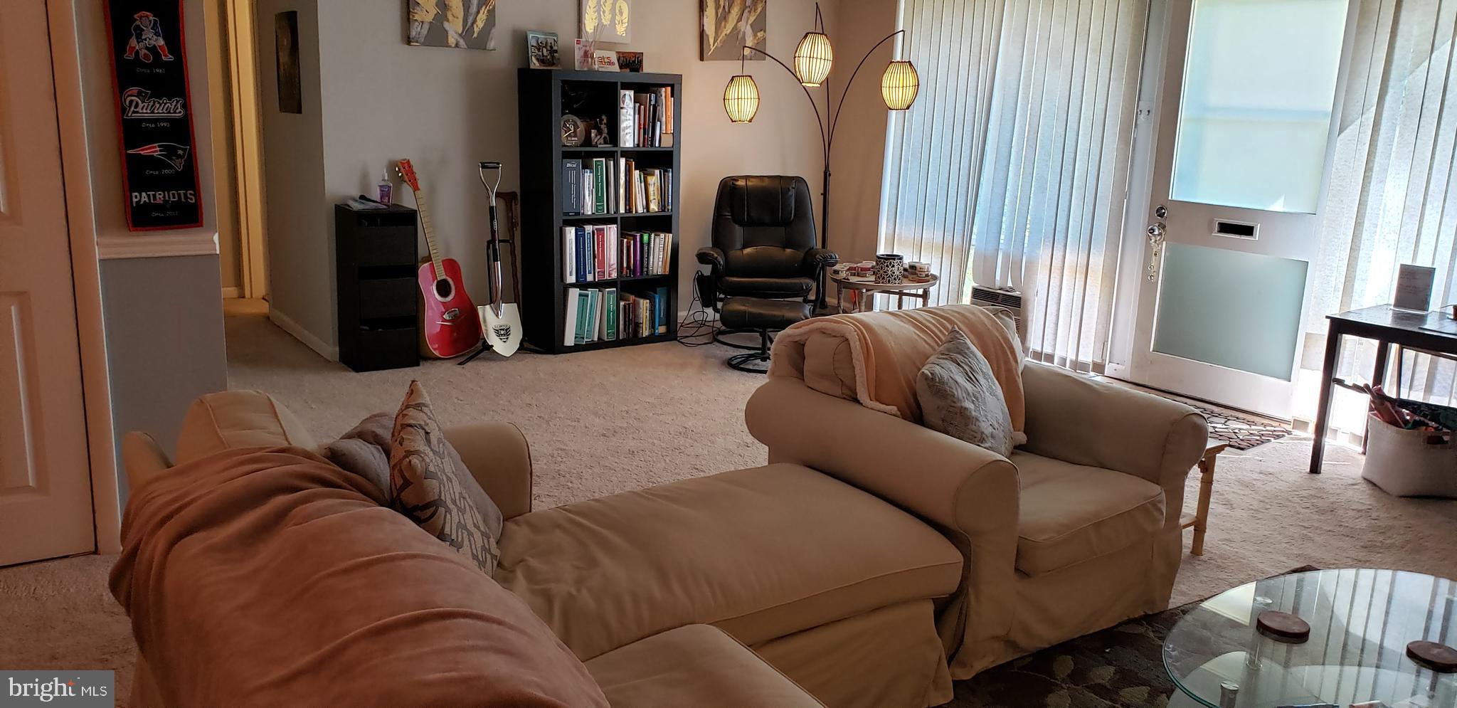 HUNTINGTON CLUB - Residential Lease