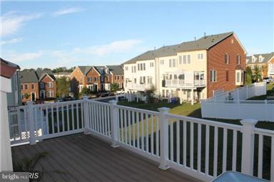 VILLAGES OF URBANA - Residential Lease