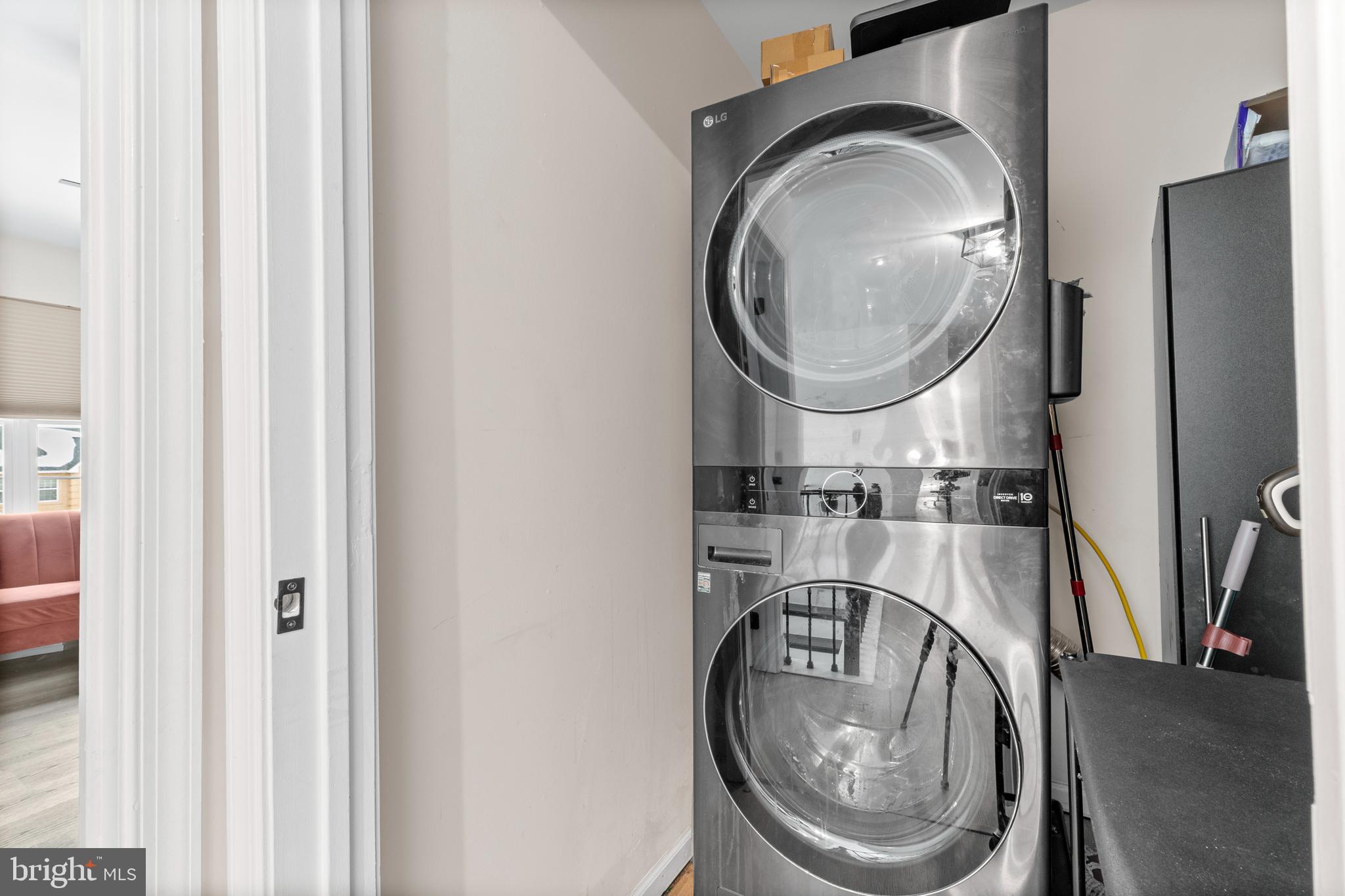 SPRINGDALE CROSSIN - Residential