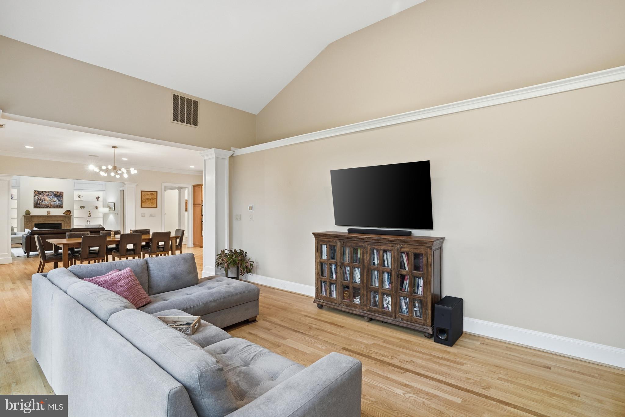 WOODHAVEN - Residential