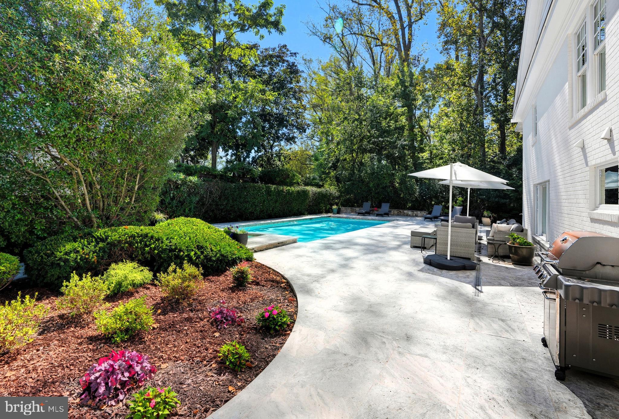 WOODHAVEN - Residential