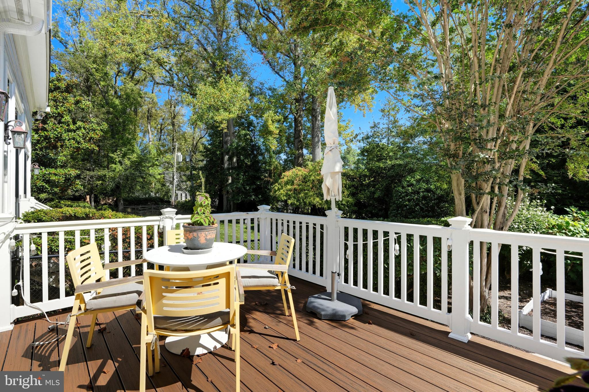 WOODHAVEN - Residential