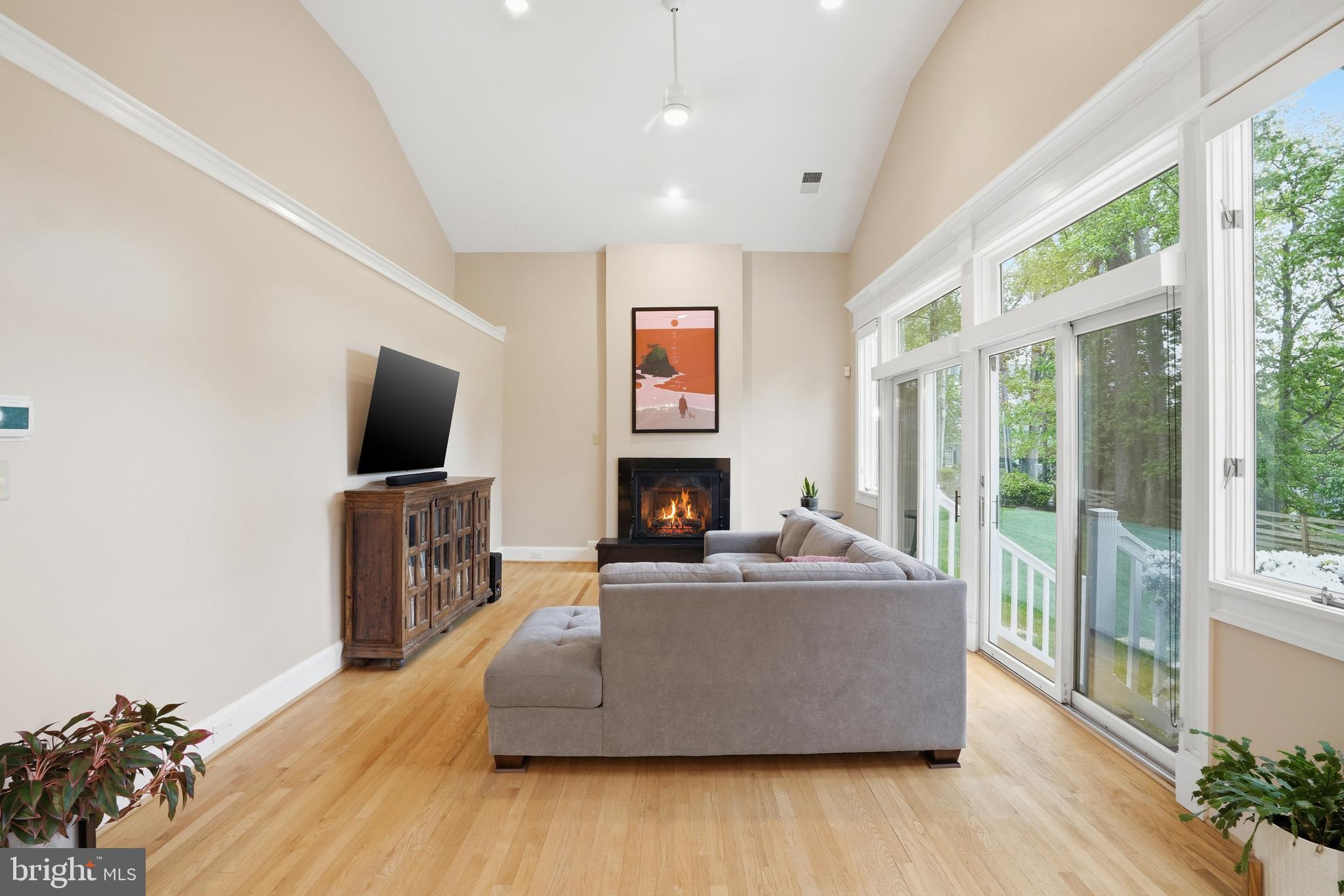 WOODHAVEN - Residential