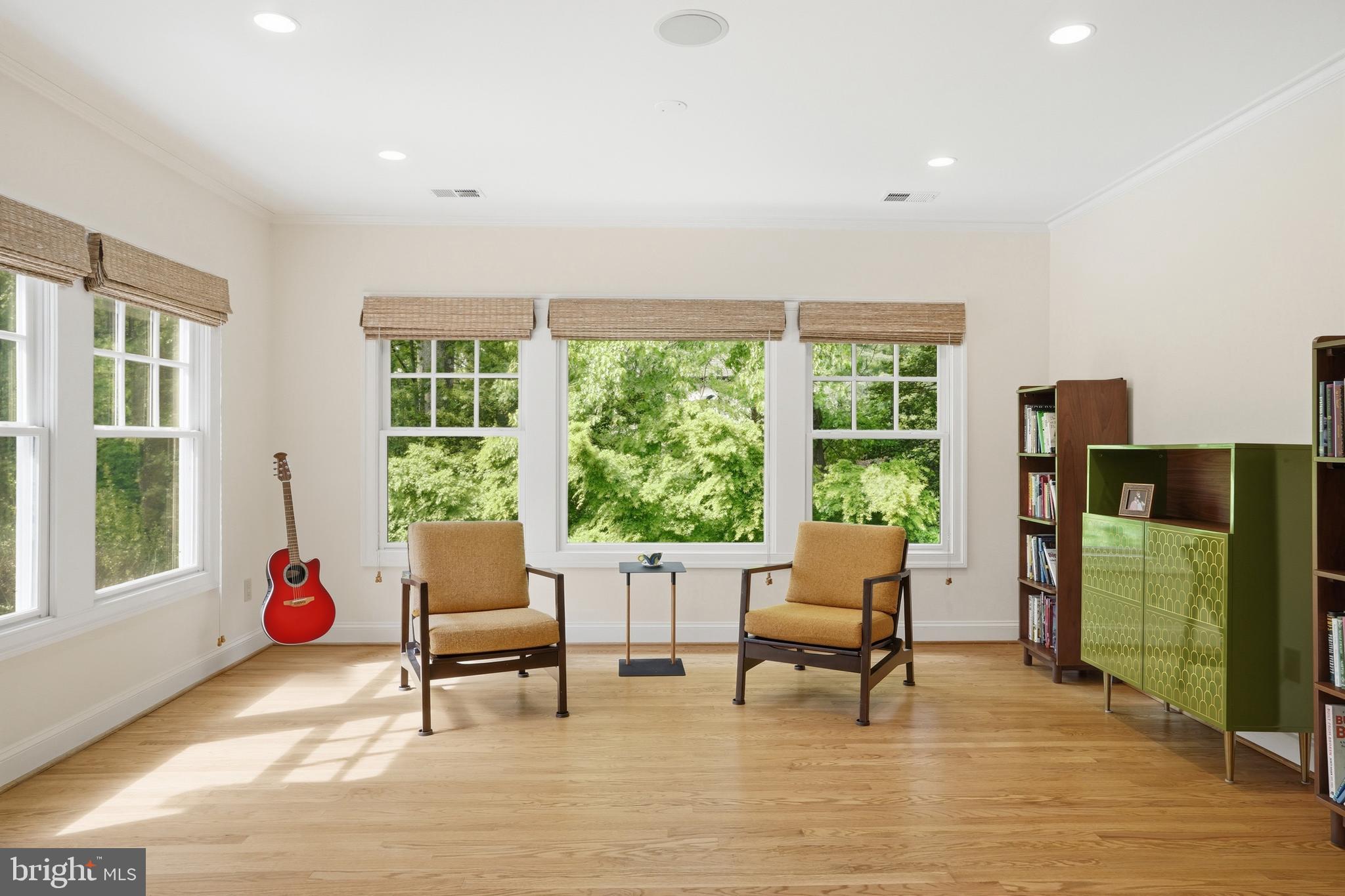 WOODHAVEN - Residential
