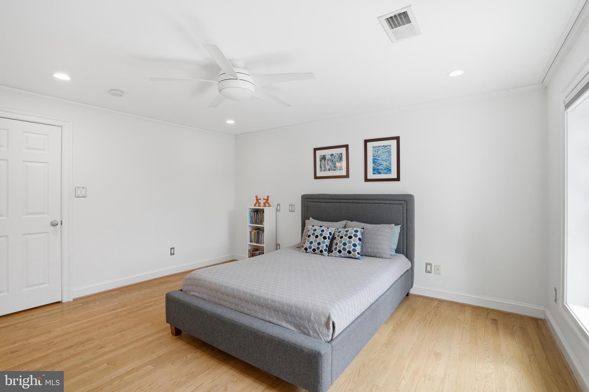 WOODHAVEN - Residential