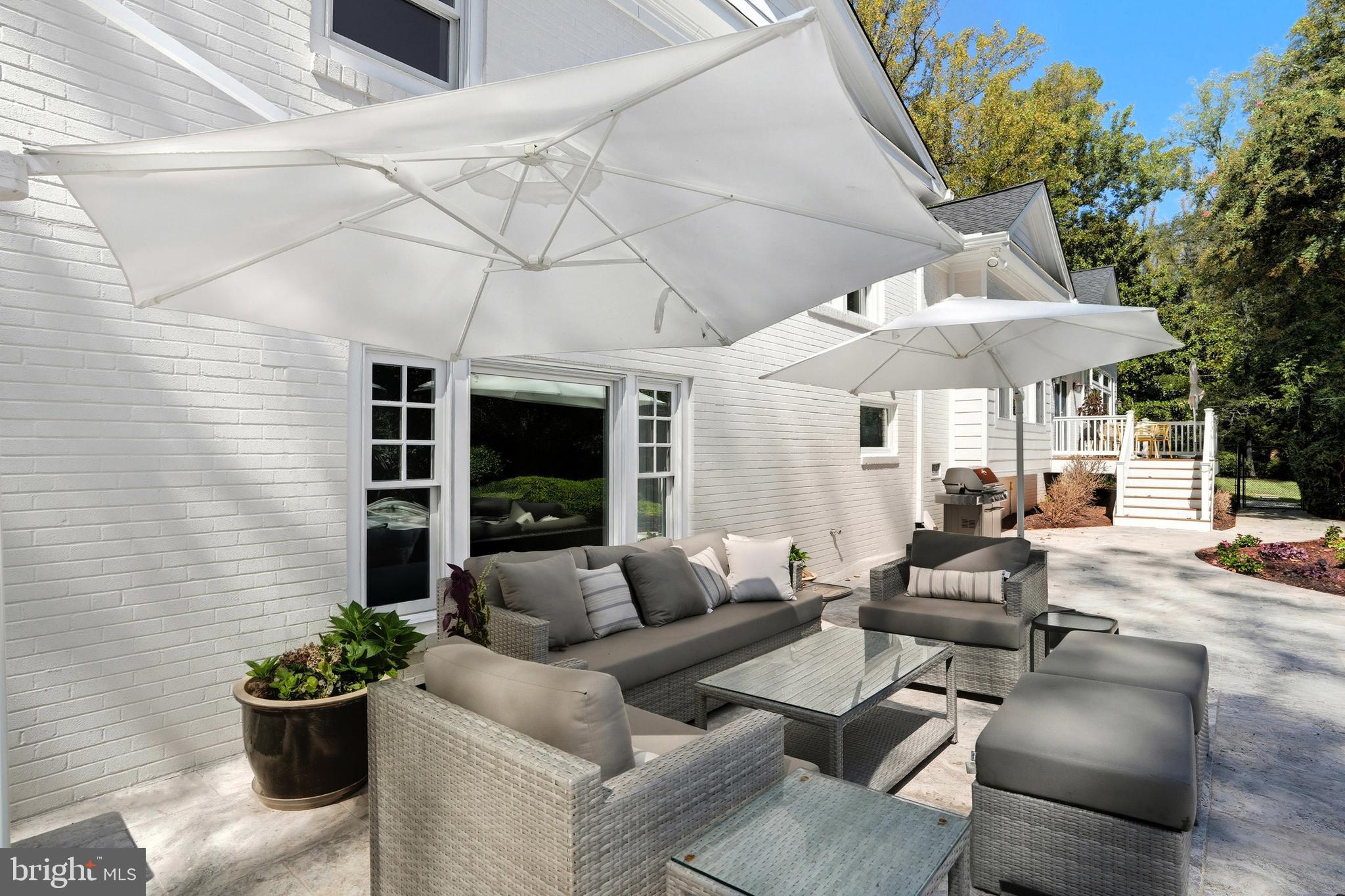 WOODHAVEN - Residential