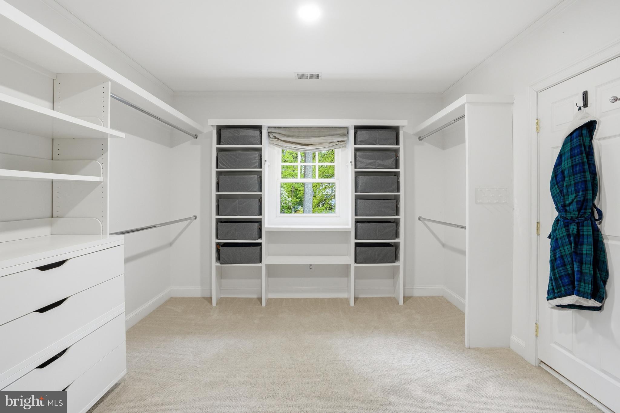 WOODHAVEN - Residential