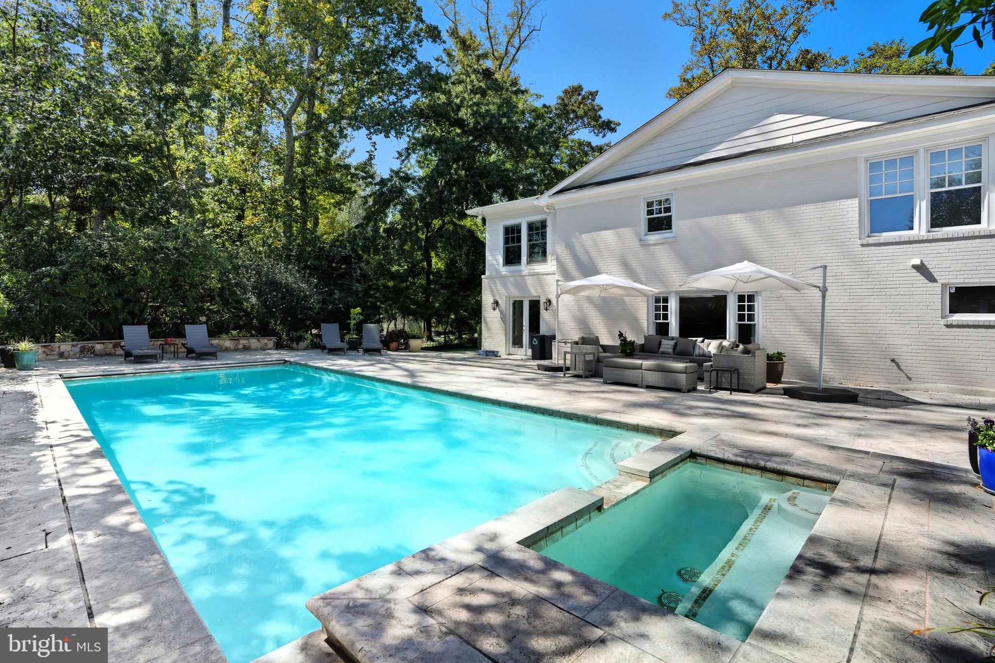WOODHAVEN - Residential