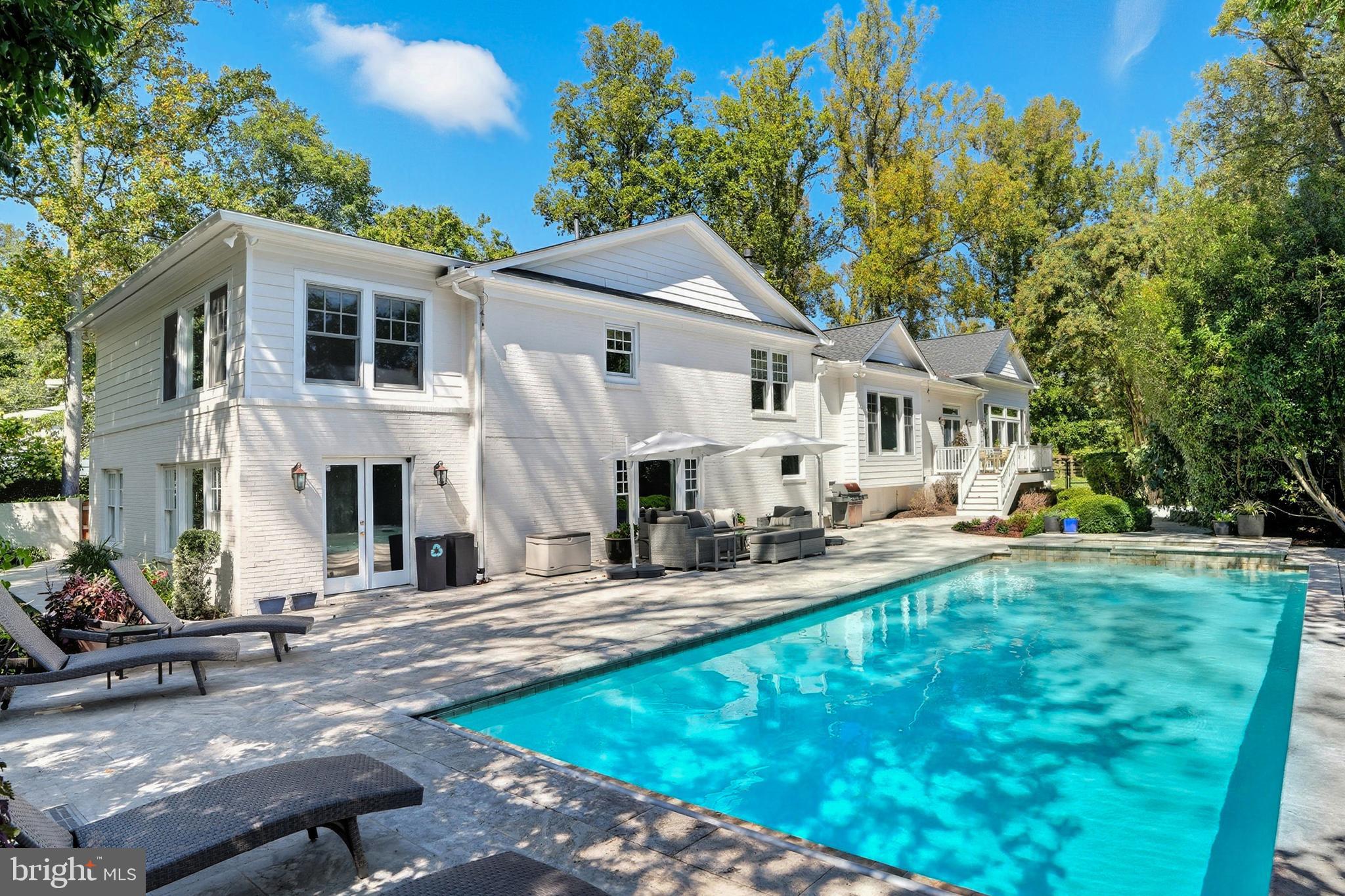 WOODHAVEN - Residential