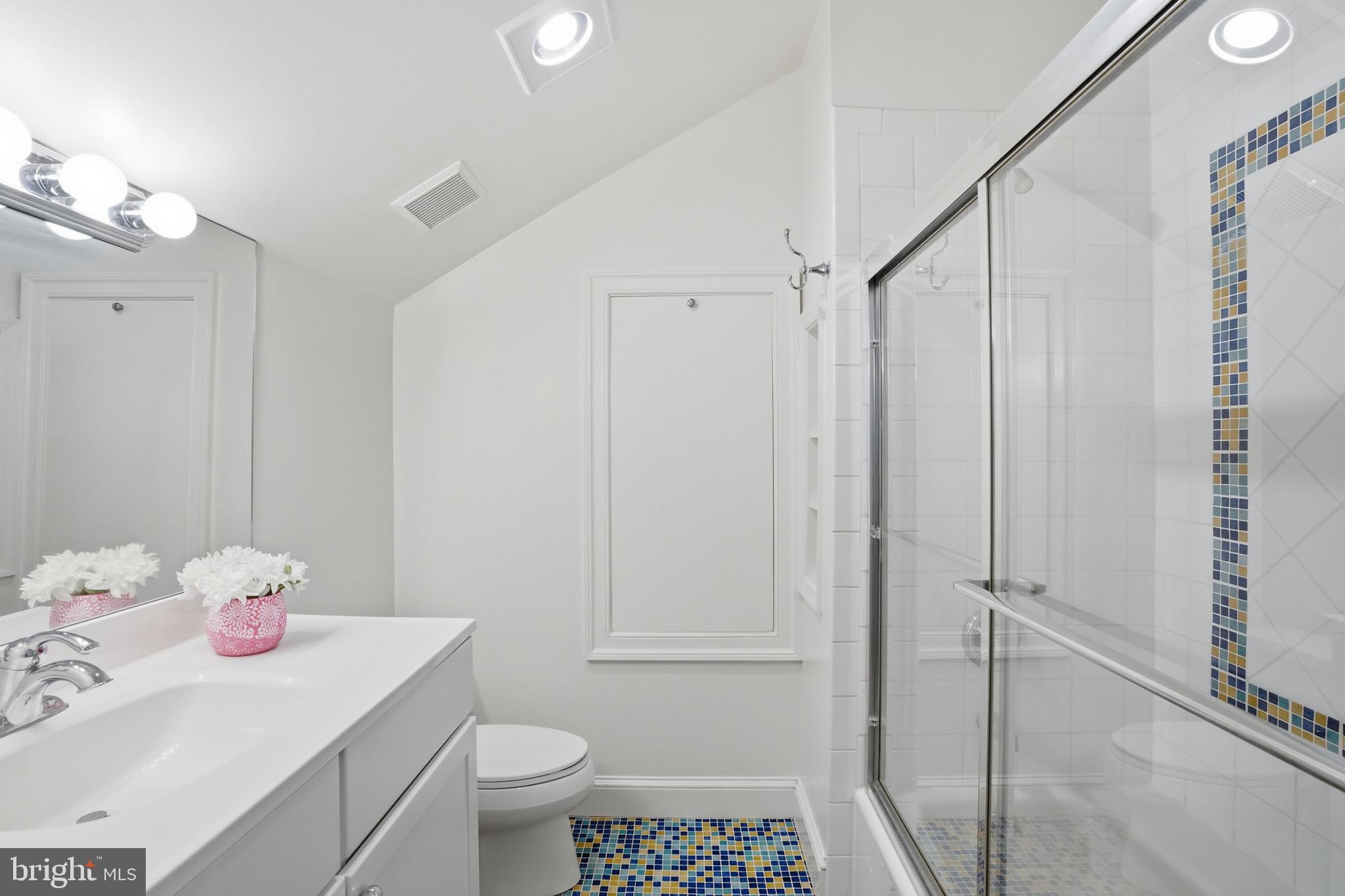 WOODHAVEN - Residential