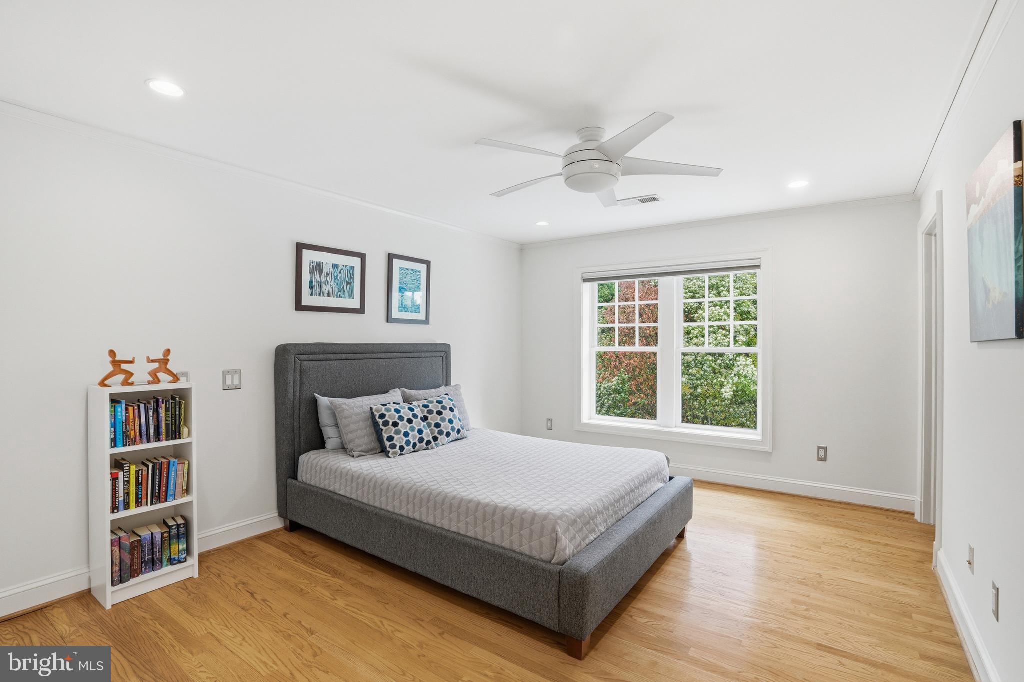WOODHAVEN - Residential