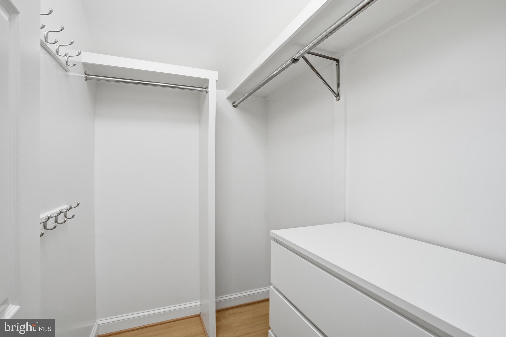 WOODHAVEN - Residential