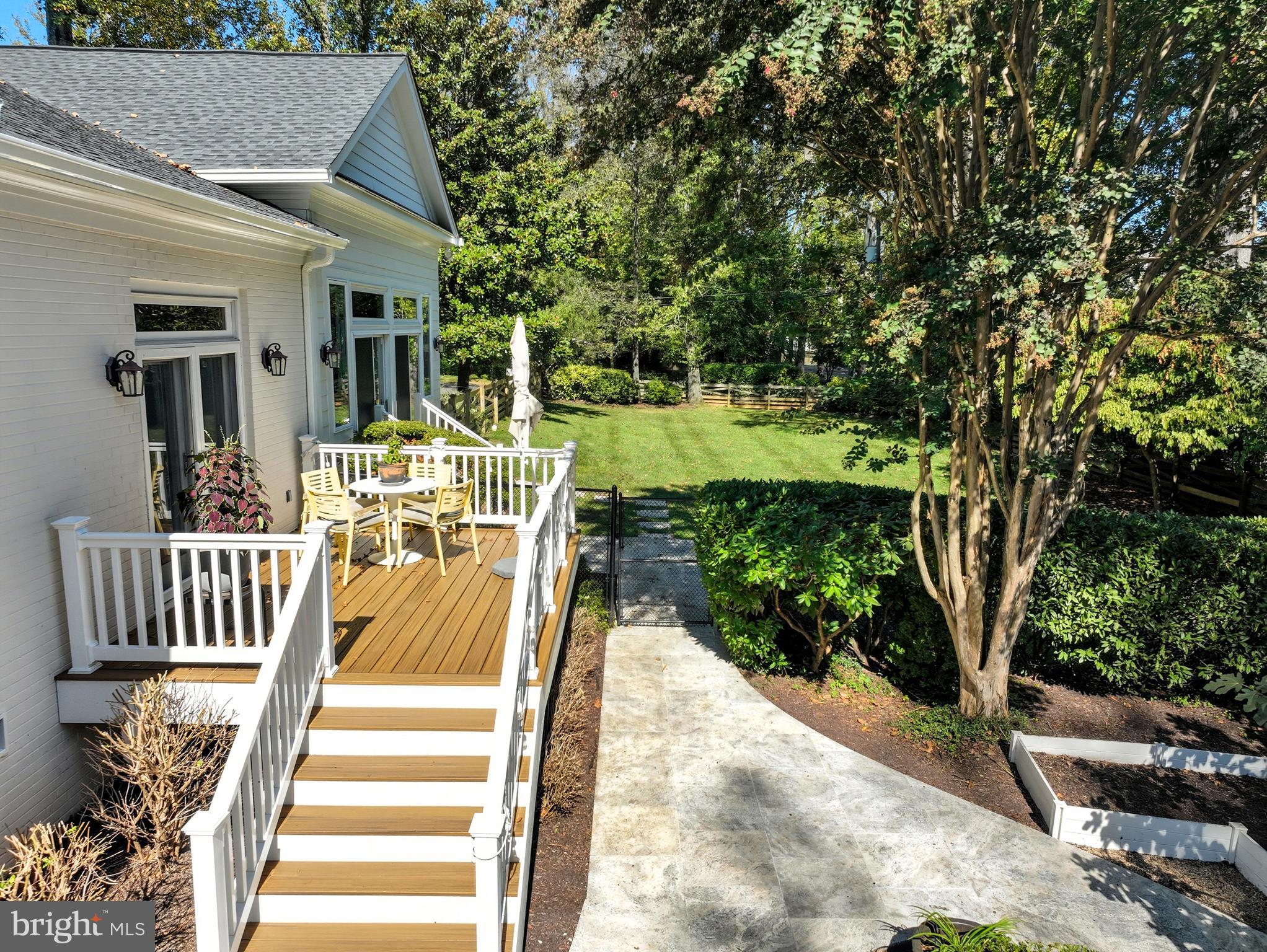 WOODHAVEN - Residential