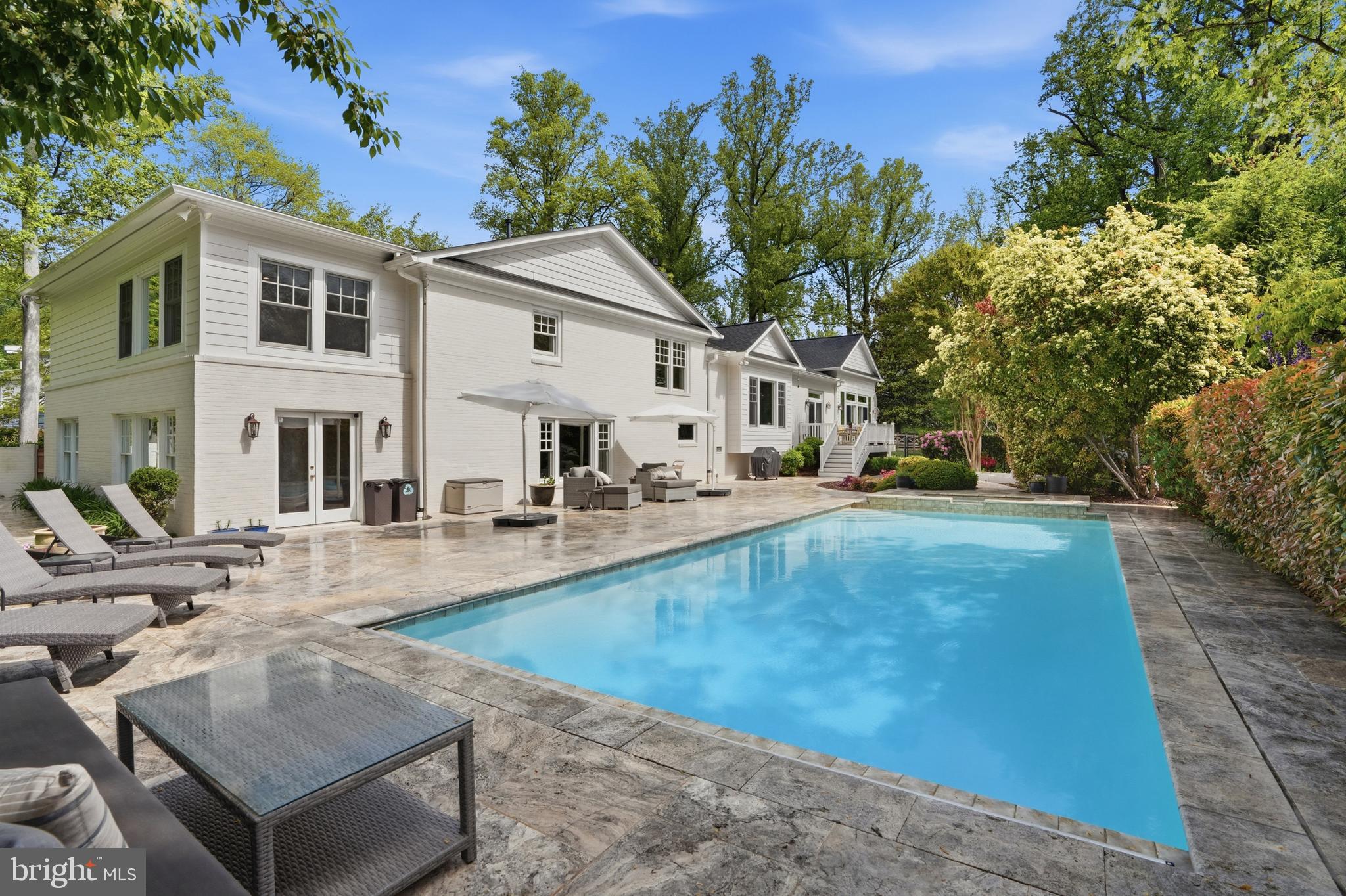 WOODHAVEN - Residential
