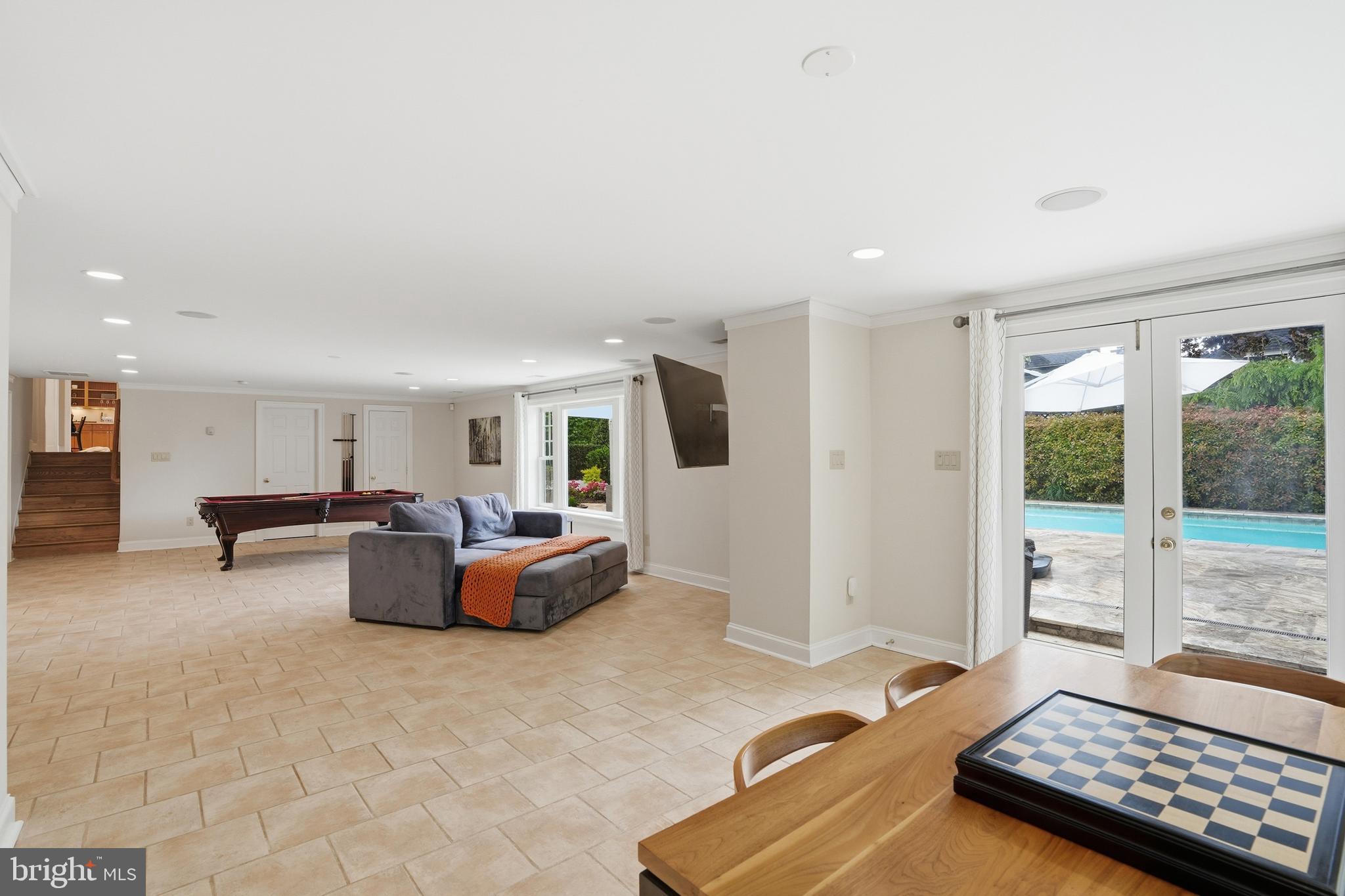 WOODHAVEN - Residential