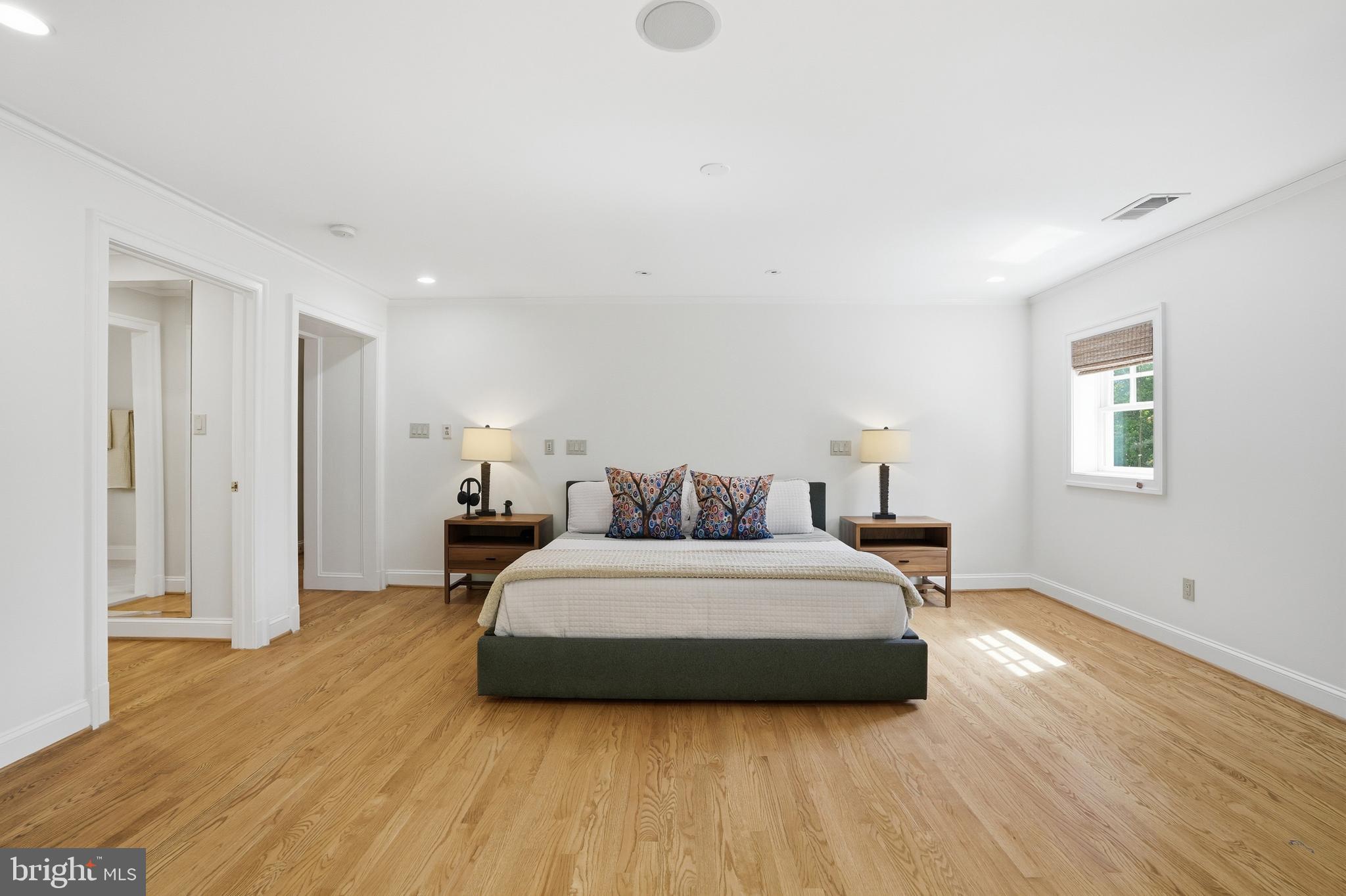 WOODHAVEN - Residential