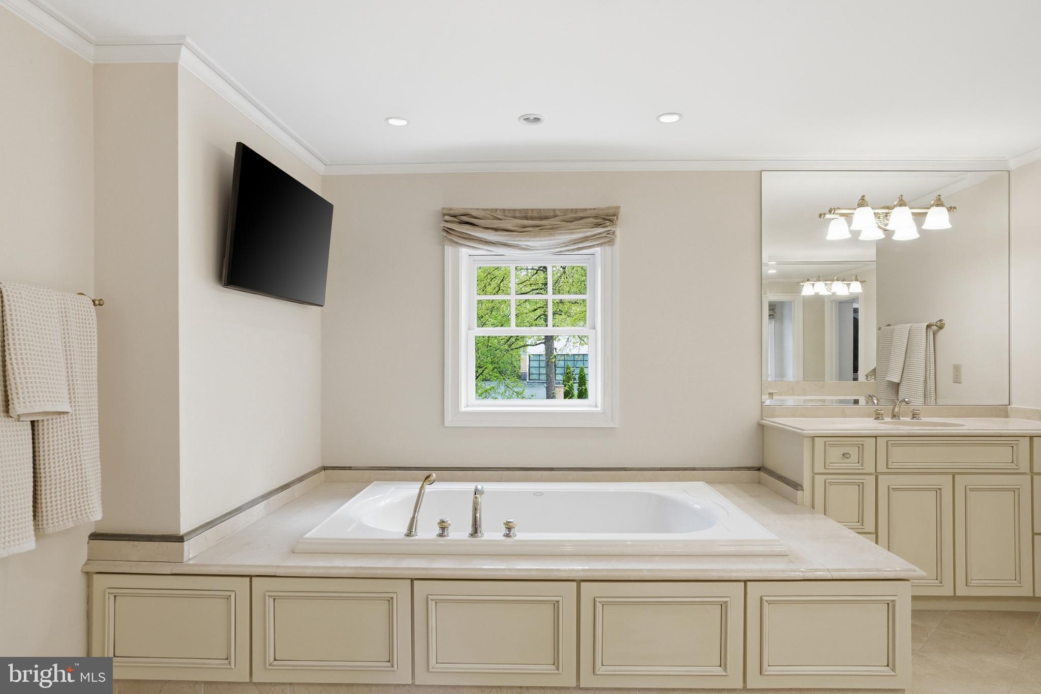 WOODHAVEN - Residential