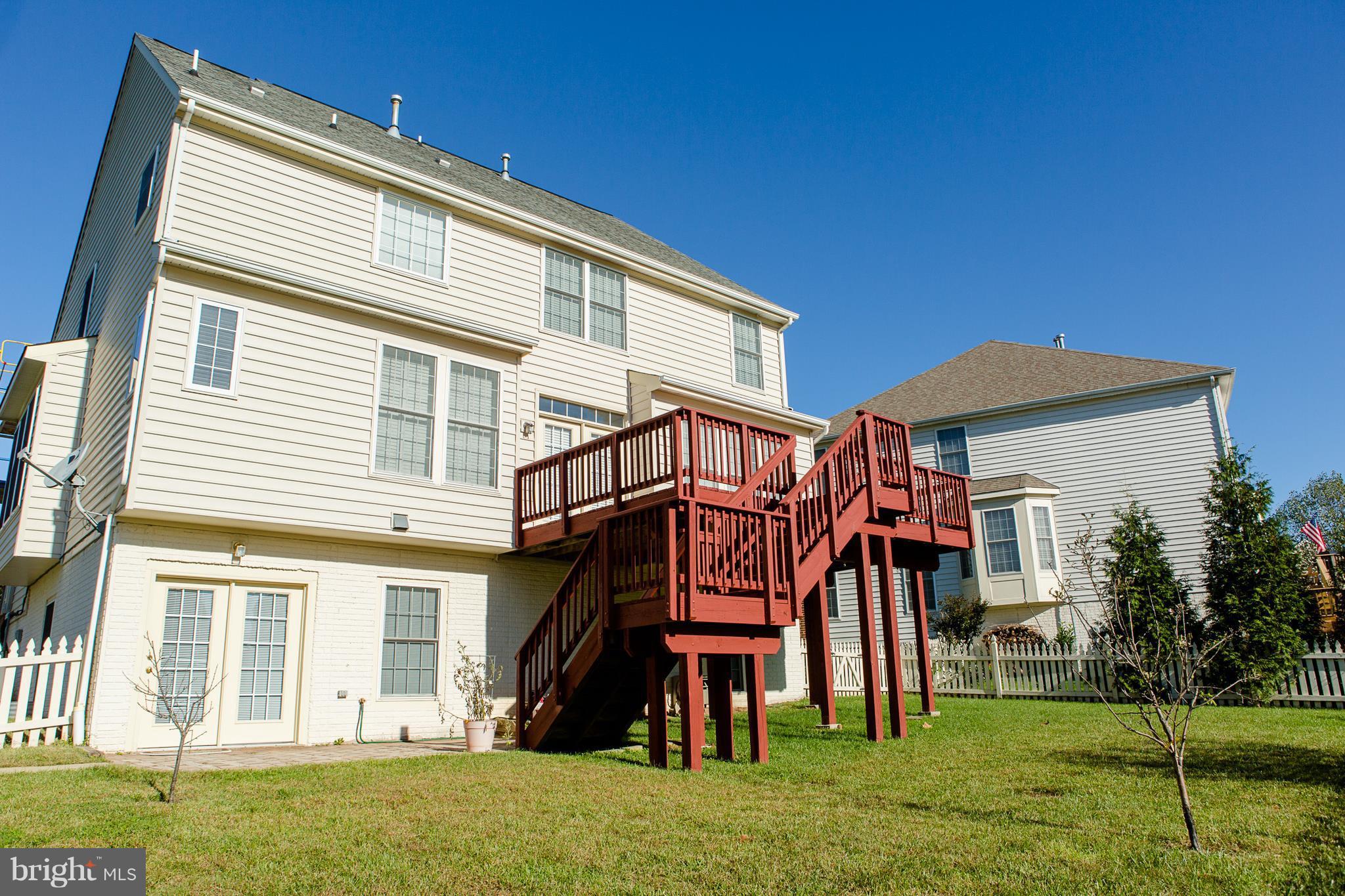 EDWARDS LANDING - Residential