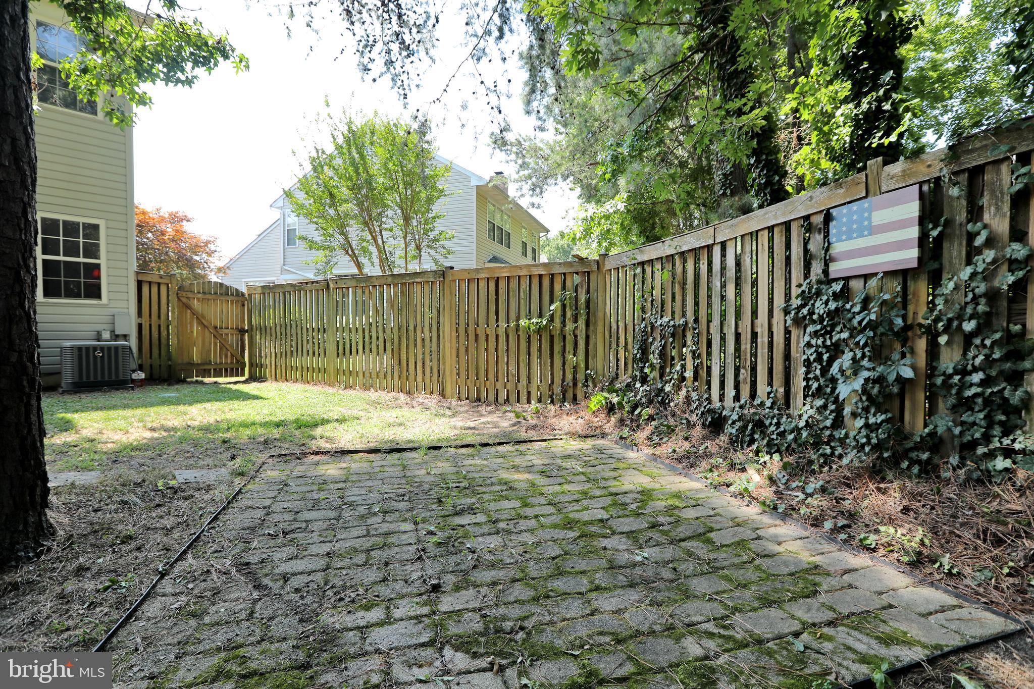 HAMPSHIRE - Residential