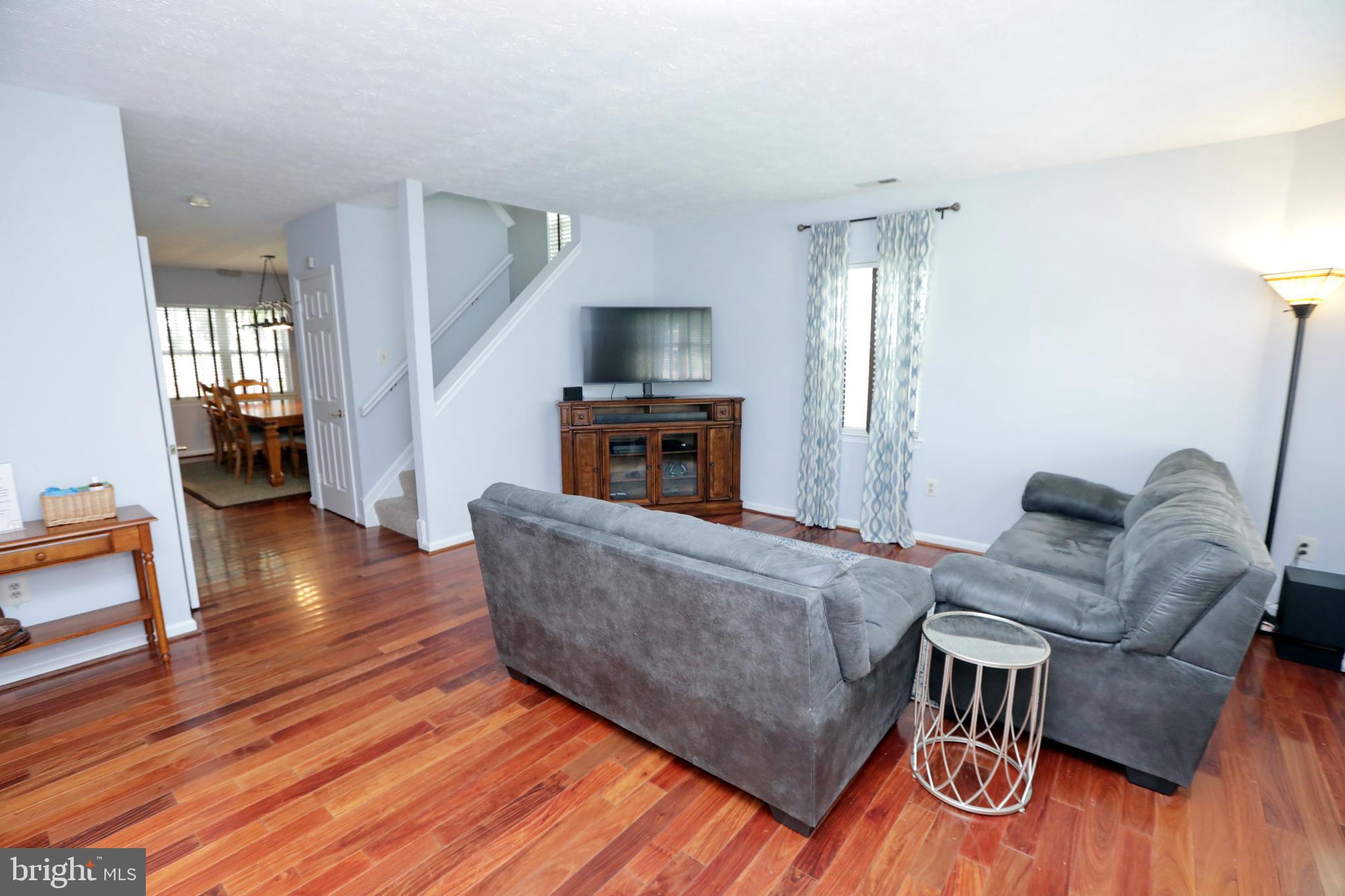 HAMPSHIRE - Residential