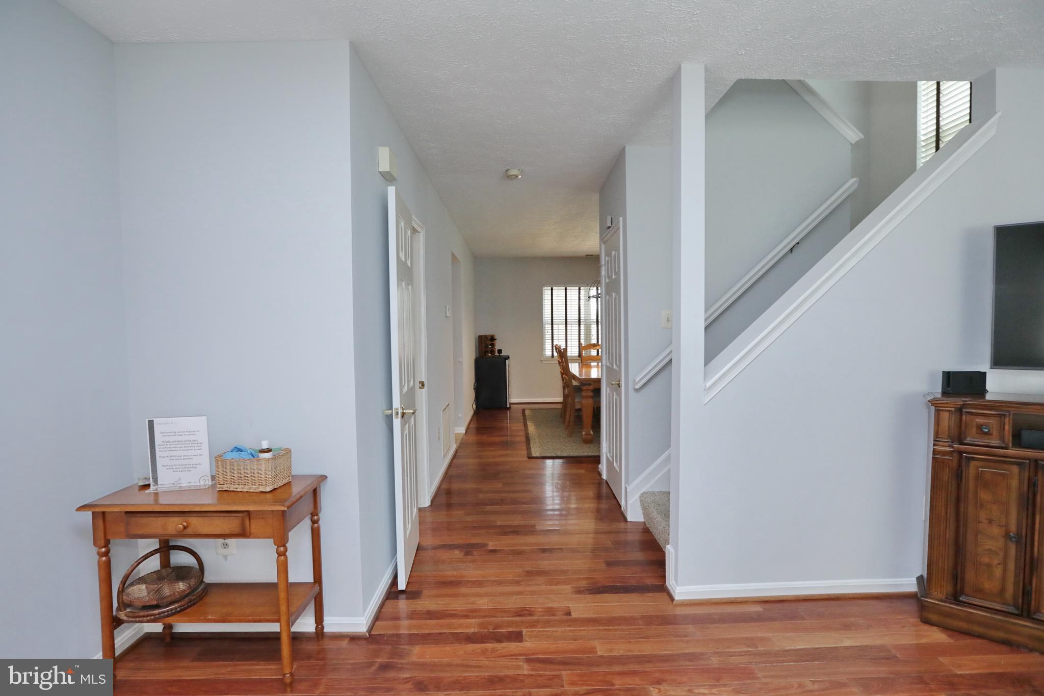 HAMPSHIRE - Residential