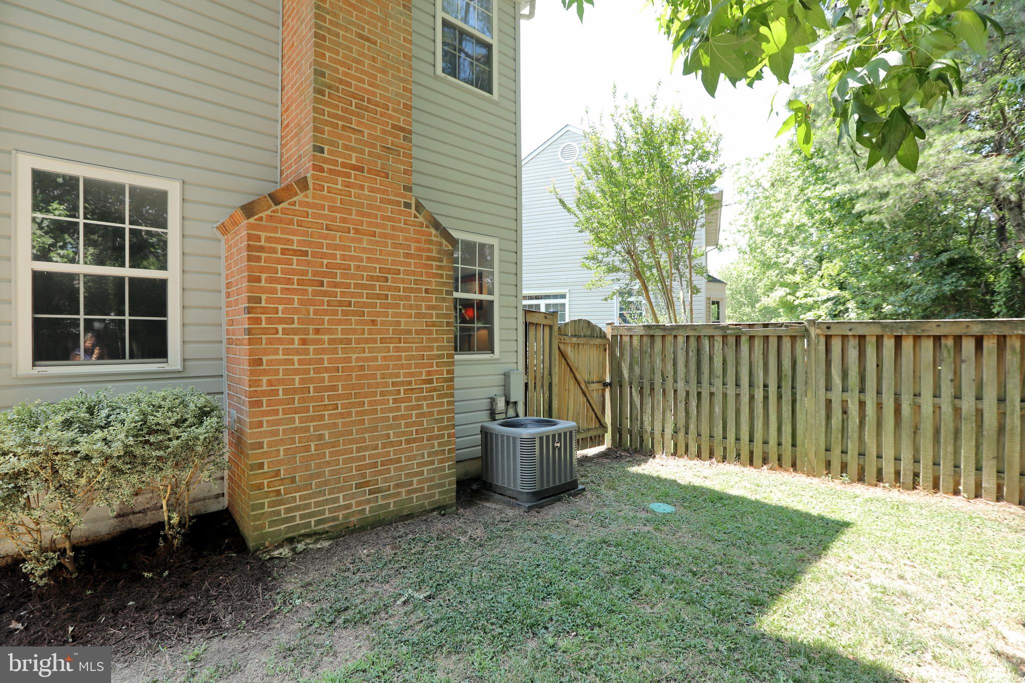 HAMPSHIRE - Residential