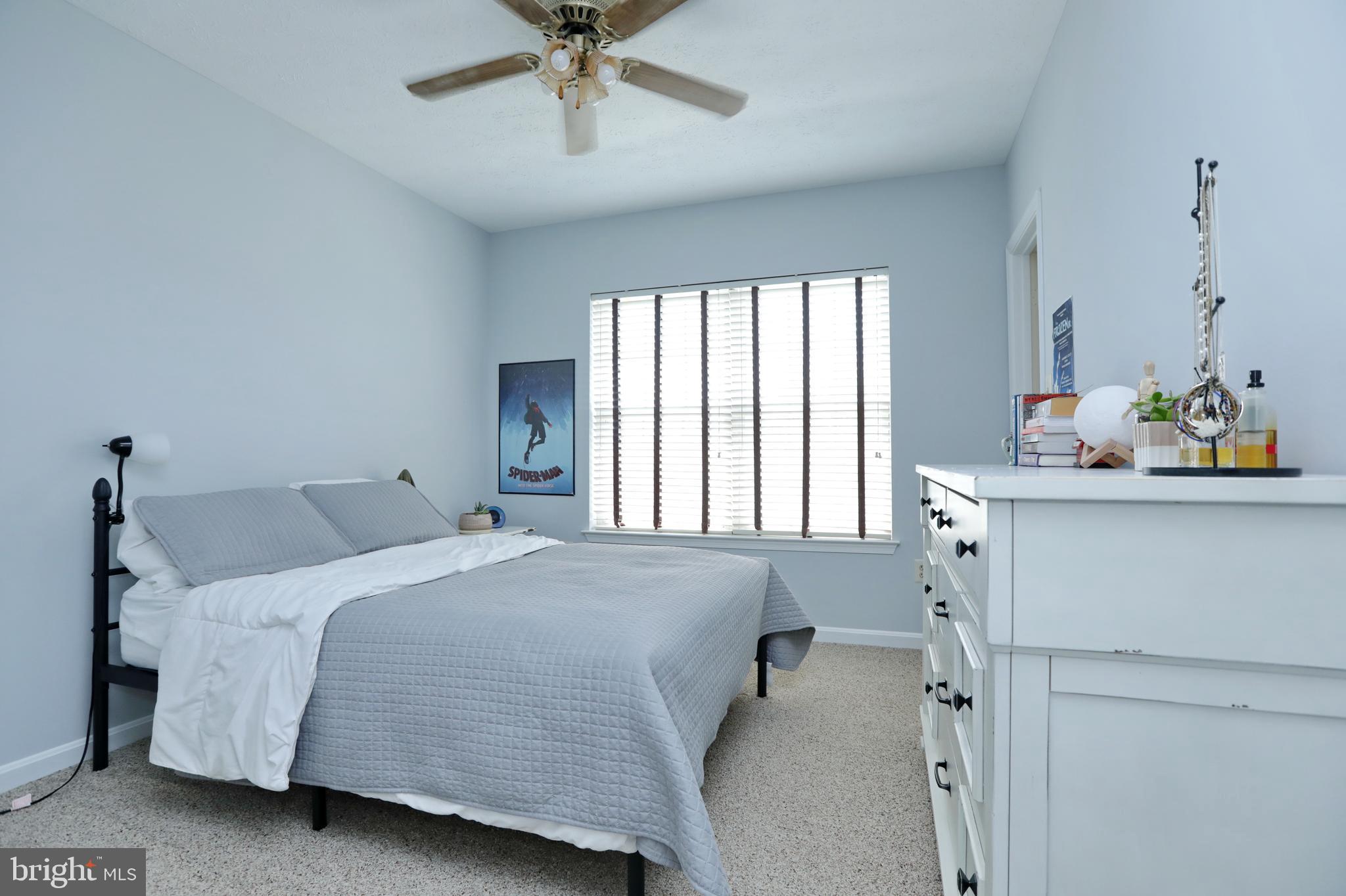 HAMPSHIRE - Residential